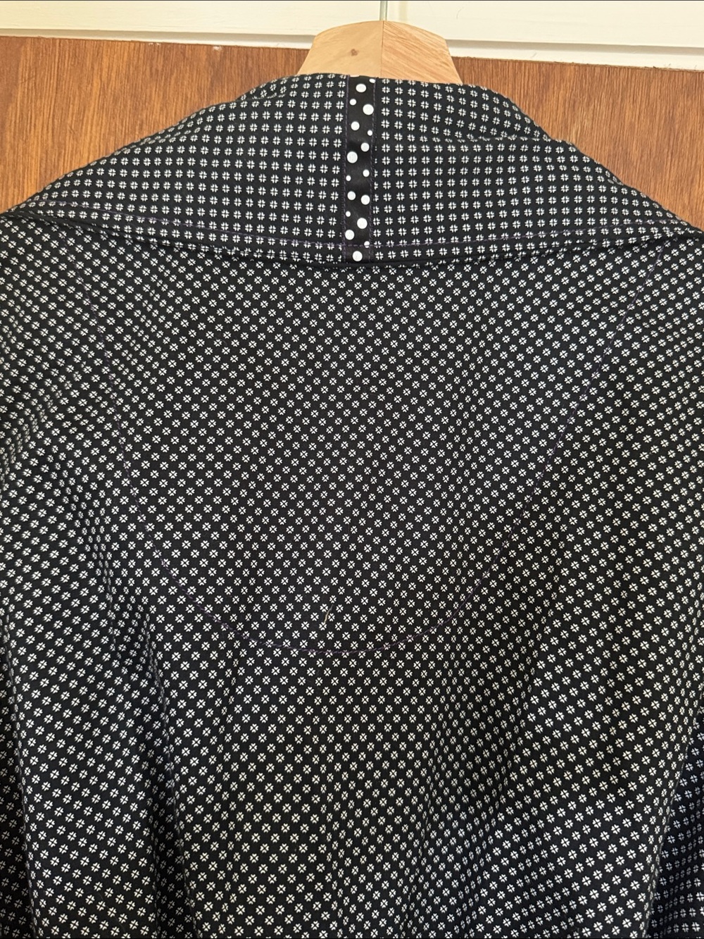 Robert Graham 100% Cotton Flip Cuff Long Mens Robe Size L/XL NWOT Geometric - Picture 8 of 9